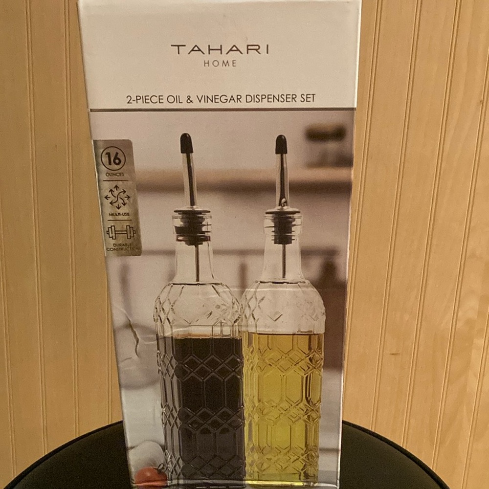 Tahari Home Oil & Vinegar Dispenser Set